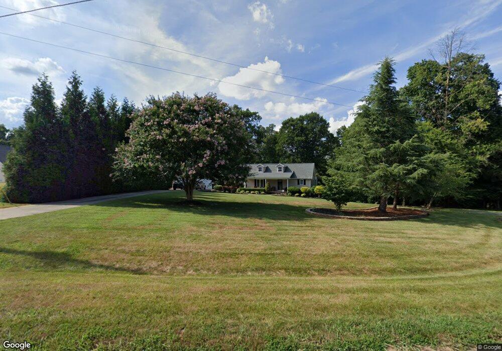 2911 Woodhaven Dr, Asheboro, NC 27205 - photo 1