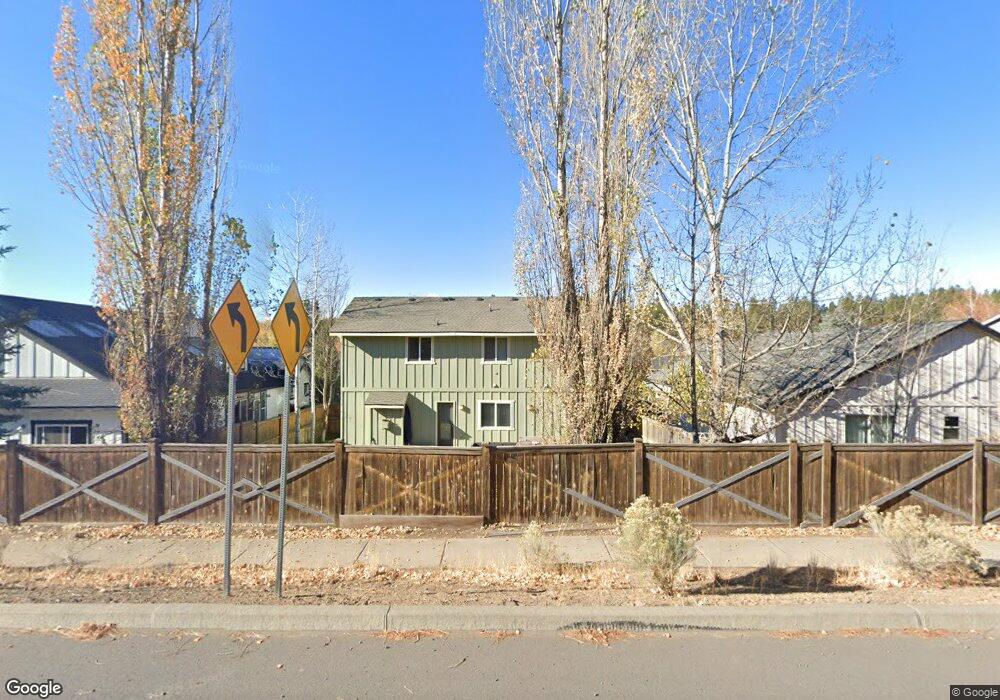 2450 NW Summerhill Dr, Bend, OR 97701 - photo 1