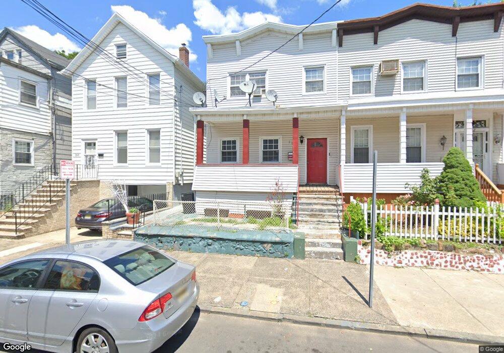 164 Bartholdi Ave unit 1, Jersey City, NJ 07305 - photo 1