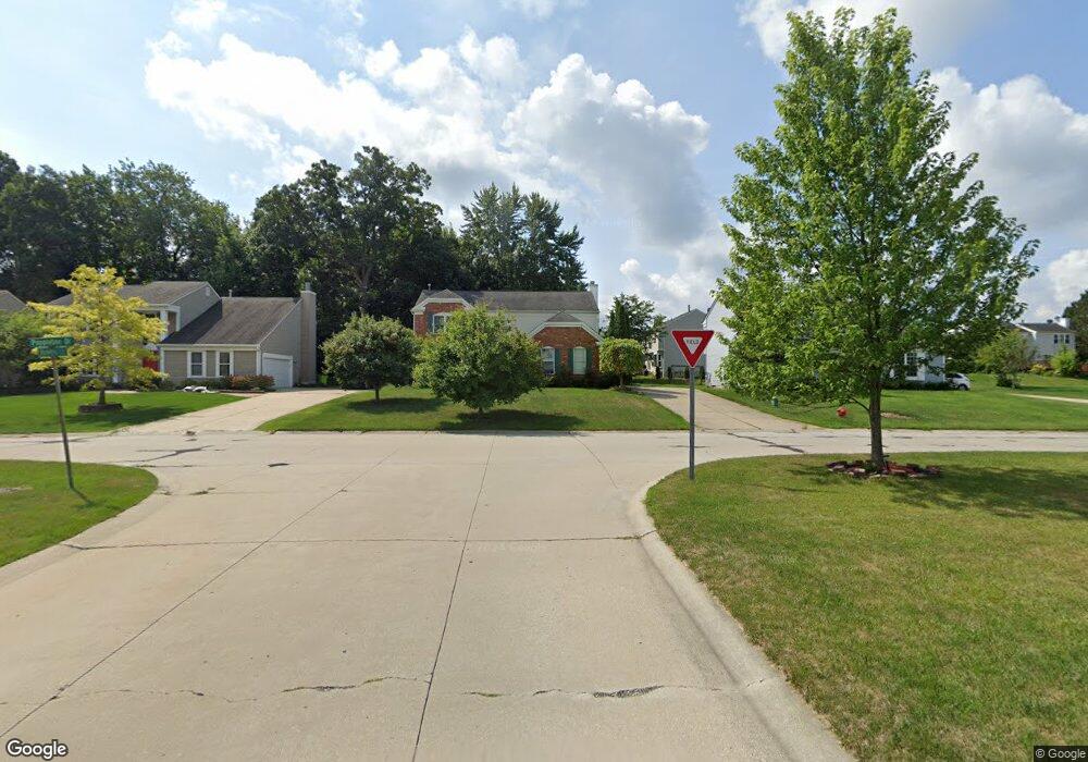 1755 Poppleton Dr, West Bloomfield, MI 48324 - photo 1