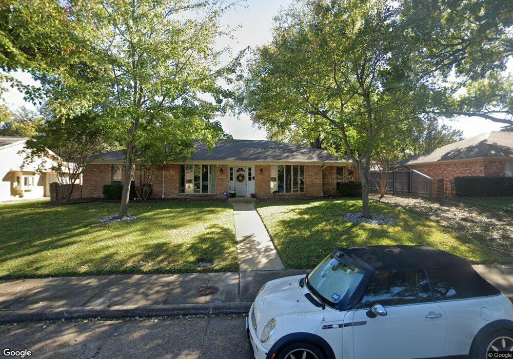 6122 Danbury Ln, Dallas, TX 75214 - photo 1