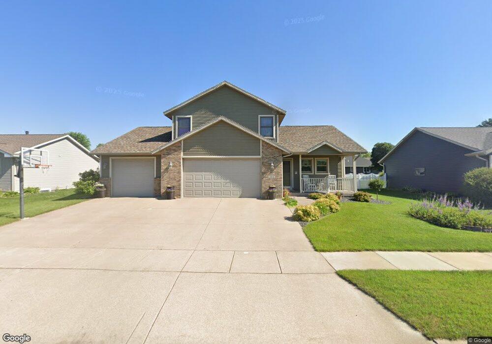 1015 Remington Dr, Holmen, WI 54636 - photo 1