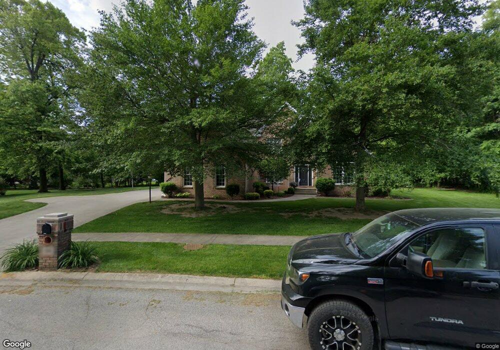 699 Forest Ct, Nappanee, IN 46550 - photo 1