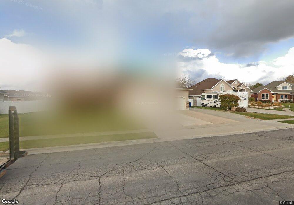 876 W 2860 S, Syracuse, UT 84075 - photo 1