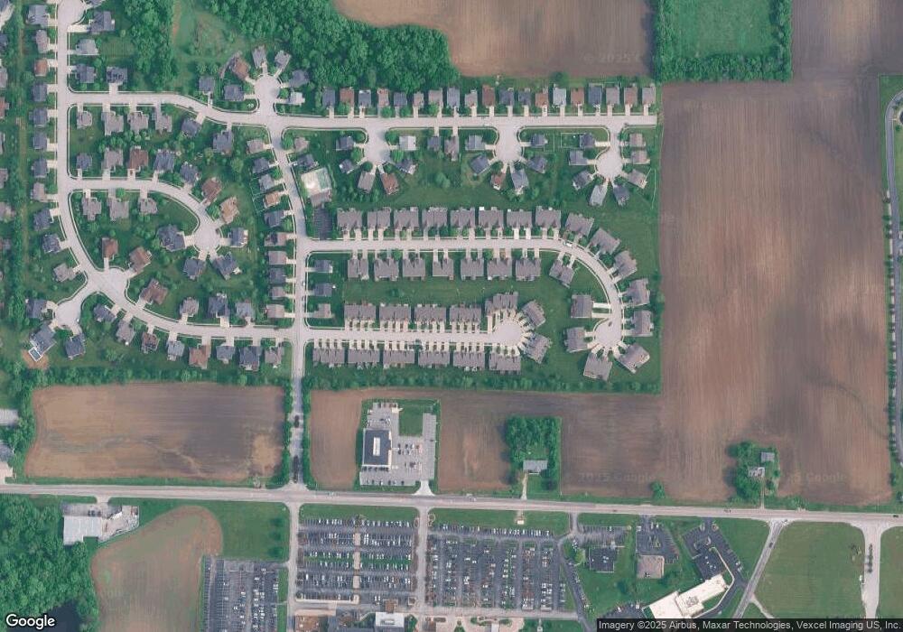 6829 Hampshire Ct, Maryville, IL 62062 - photo 1