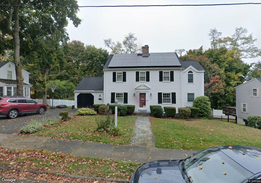 17 Pine Hill Cir, Wakefield, MA 01880 - photo 1