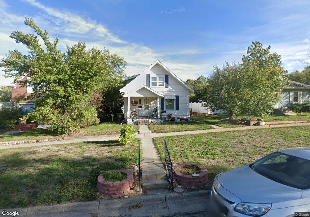 307 6th St NE, Jamestown, ND 58401 - photo 1