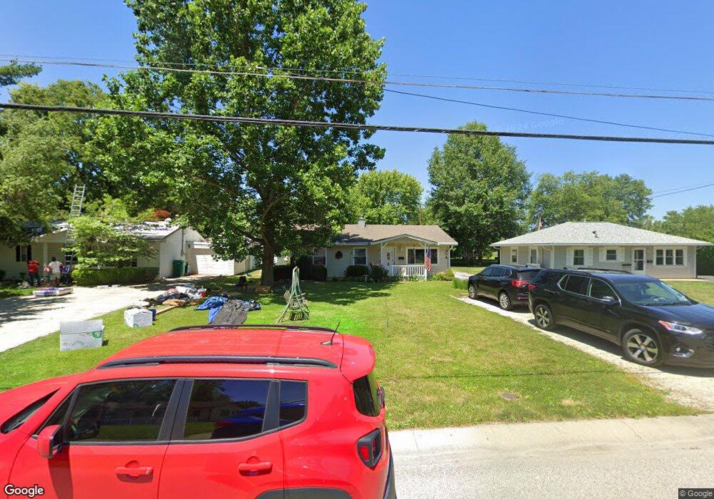 304 E Park St, Plainfield, IN 46168 - photo 1