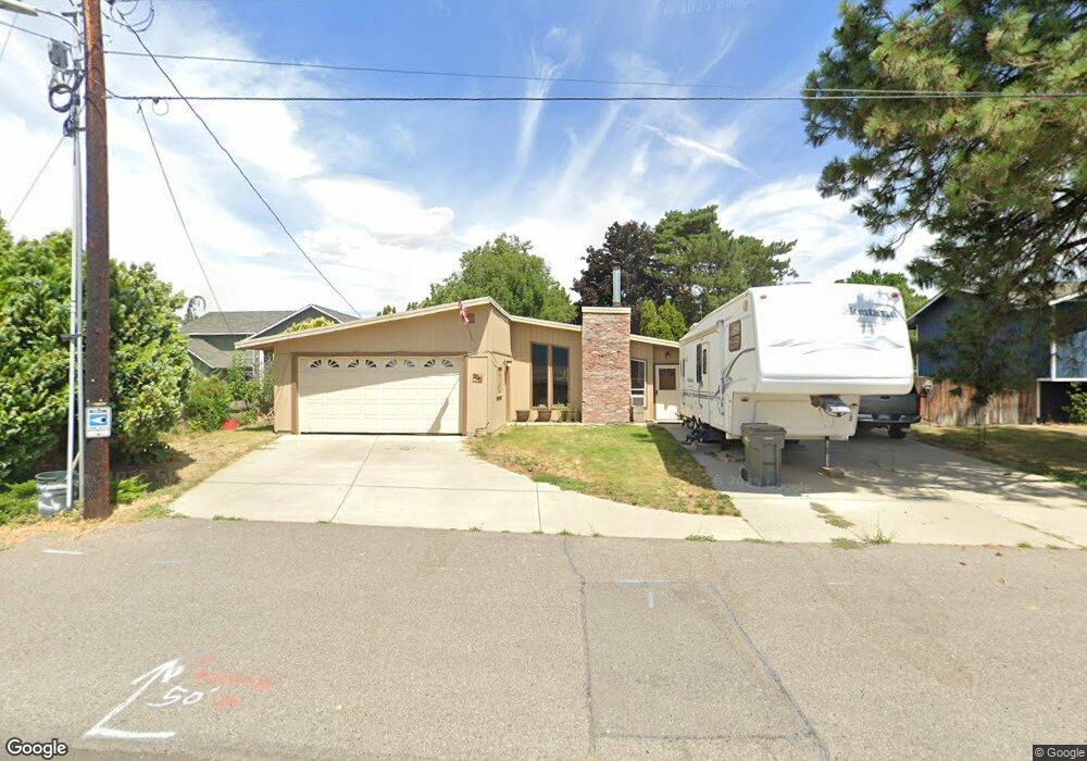 2941 Airway St, East Wenatchee, WA 98802 - photo 1