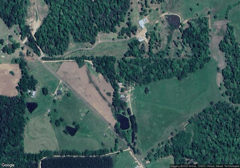 1118 L D White Rd, Summit, MS 39666 - photo 1