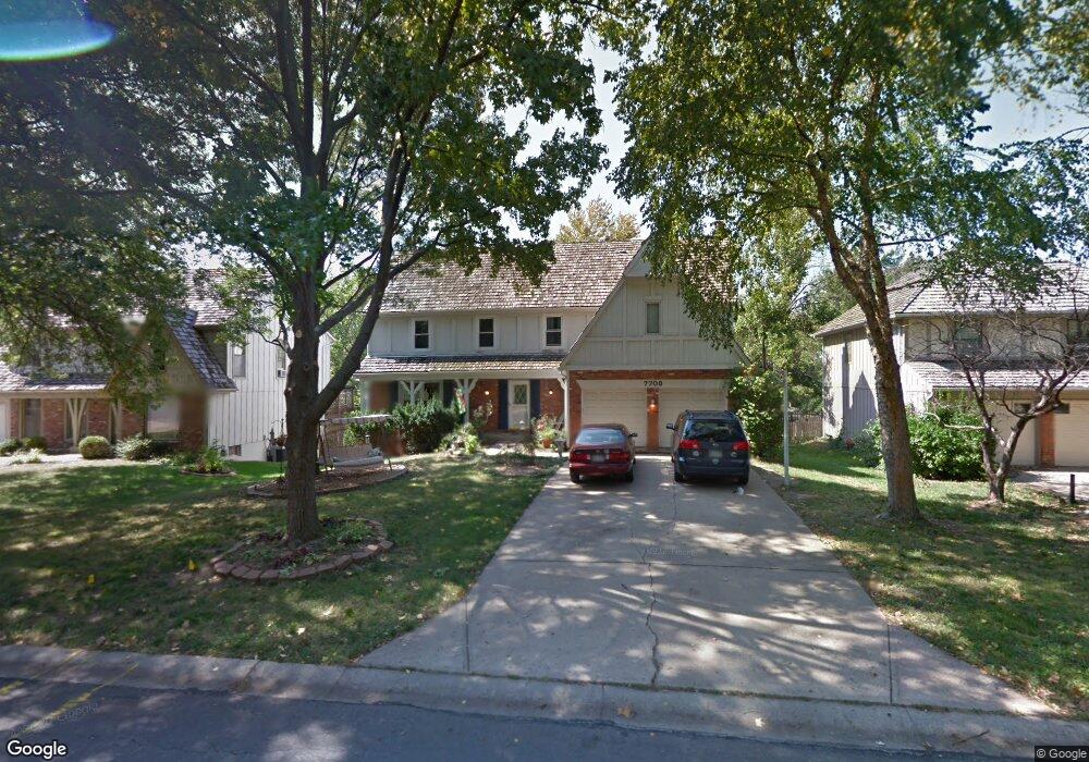 7708 Haskins St, Shawnee, KS 66216 - photo 1