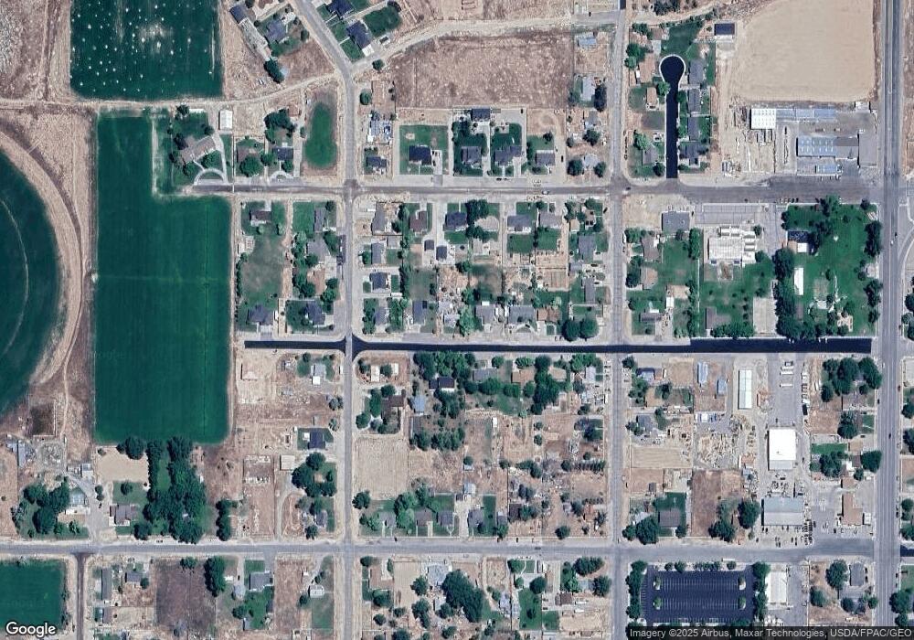 160 W 200 N, Gunnison, UT 84634 - photo 1