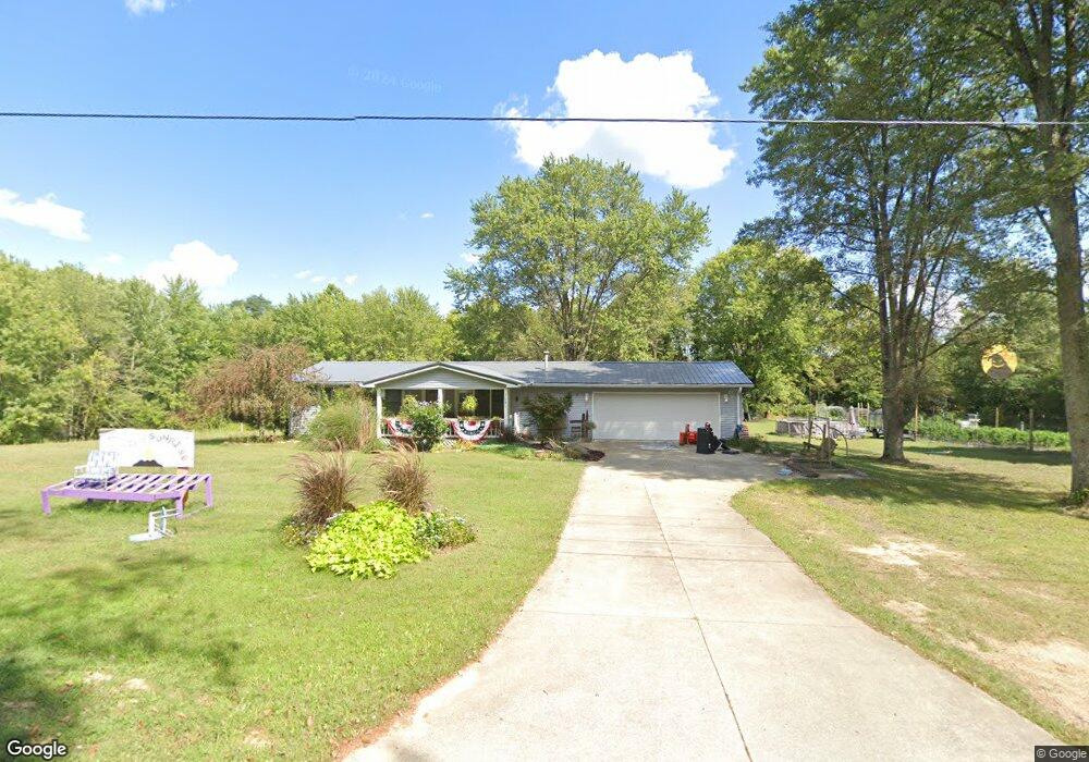 7081 S 650 W, Columbus, IN 47201 - photo 1