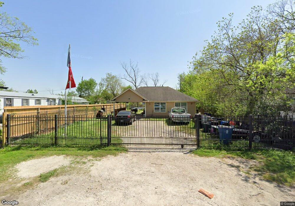 2426 Warwick Rd, Houston, TX 77093 - photo 1