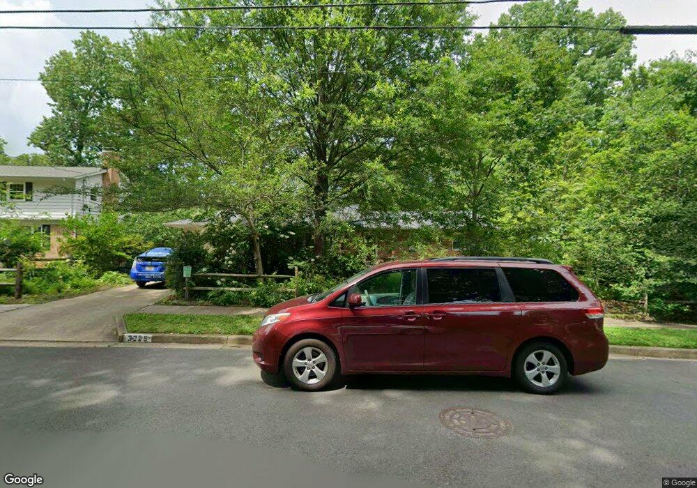 3225 Prince William Dr, Fairfax, VA 22031 - photo 1