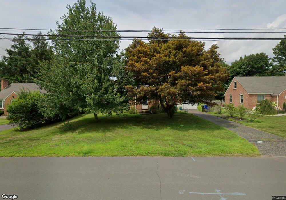 92 Goodale Dr, Newington, CT 06111 - photo 1