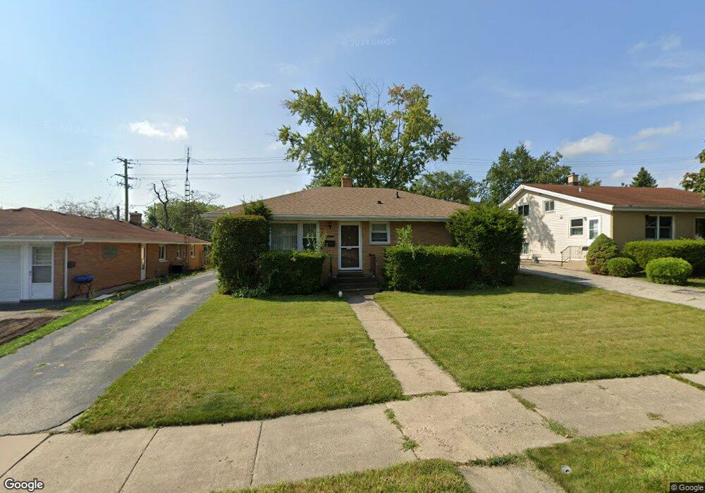 2605 W Grove Ave, Waukegan, IL 60085 - photo 1
