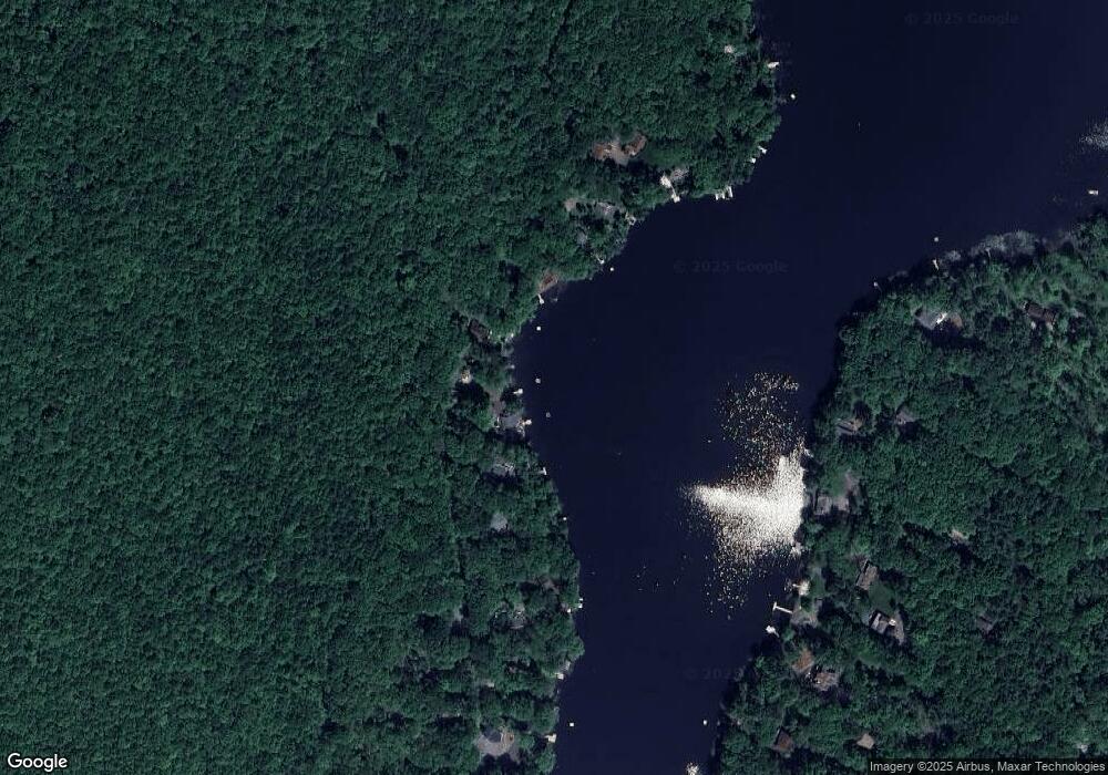 490 W Shore Dr, Hawley, PA 18428 - photo 1