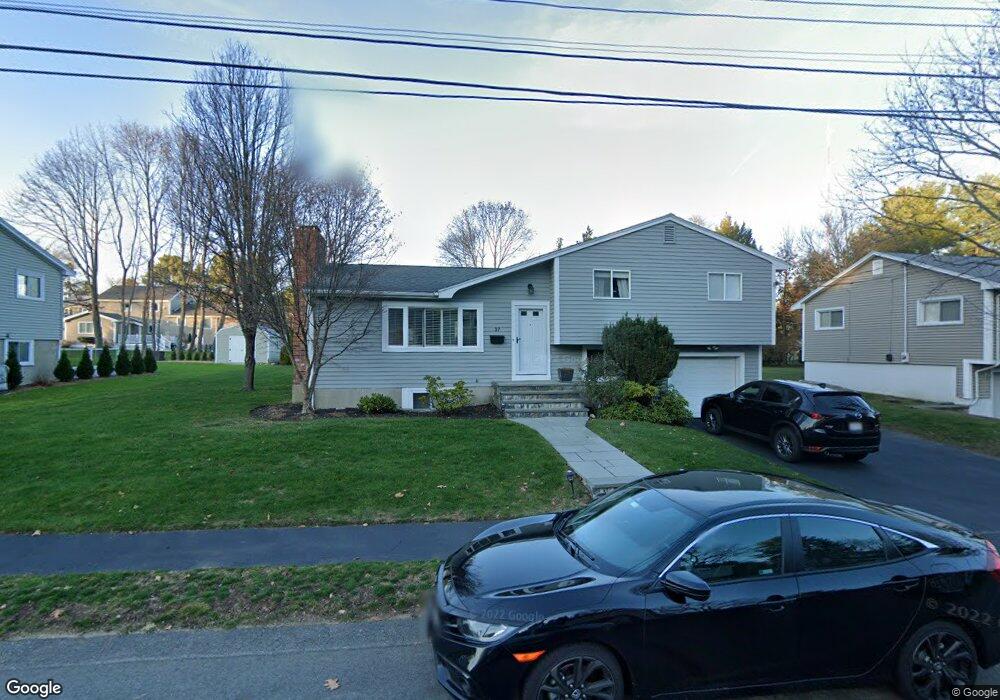 37 Fay Ln, Needham Heights, MA 02494 - photo 1