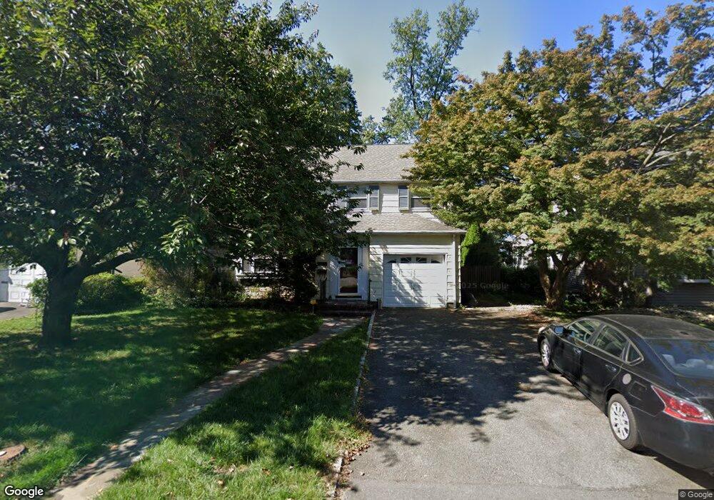 574 Yorktown Rd, Union, NJ 07083 - photo 1