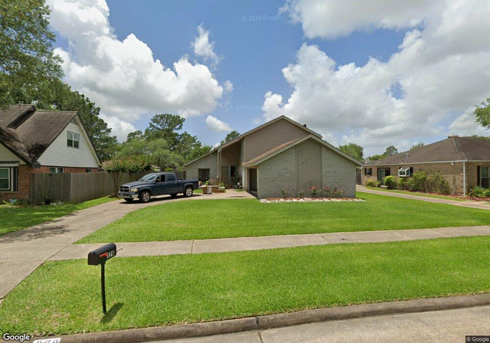 378 Dawn Hill Dr, Friendswood, TX 77546 - photo 1