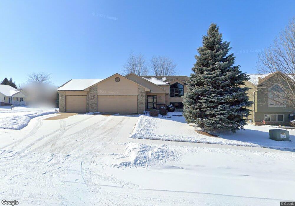 2015 S Hillview Rd, Sioux Falls, SD 57110 - photo 1
