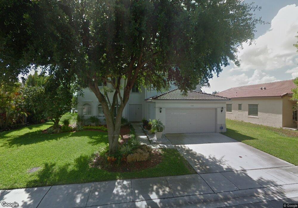 1521 SW 106th Terrace, Davie, FL 33324 - photo 1