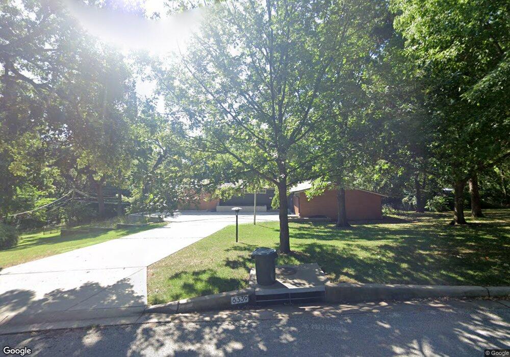 6339 Robinhood Dr, Shawnee, KS 66203 - photo 1