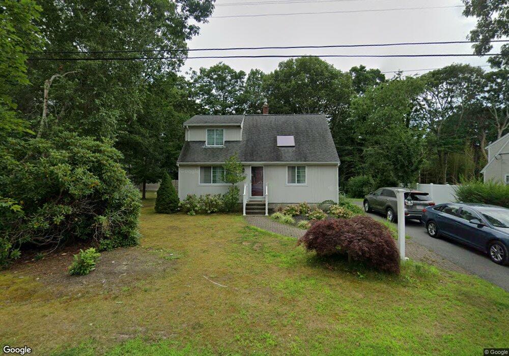 20 Hunt St, North Falmouth, MA 02556 - photo 1