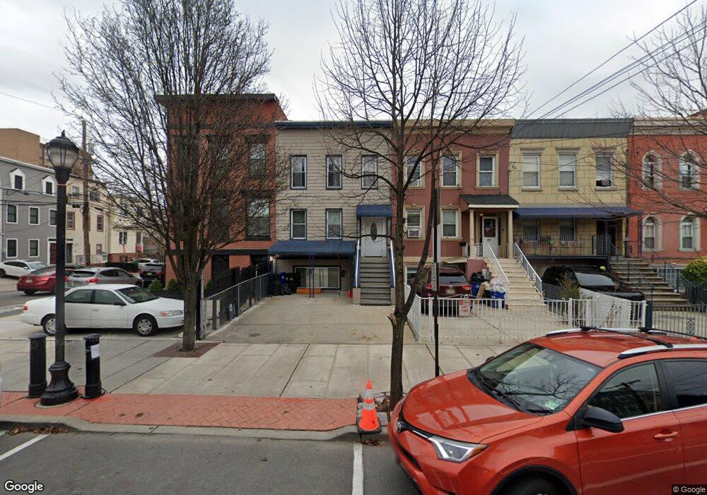 518 New York Ave unit 2, Union City, NJ 07087 - photo 1