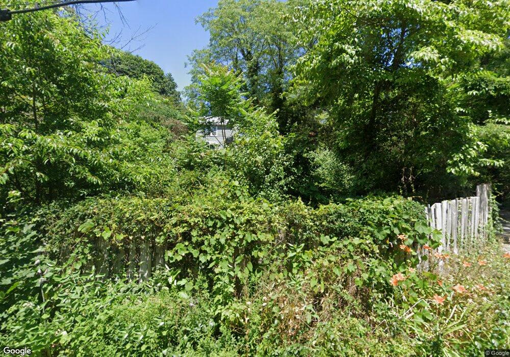 11 Hanson Rd, Saugus, MA 01906 - photo 1