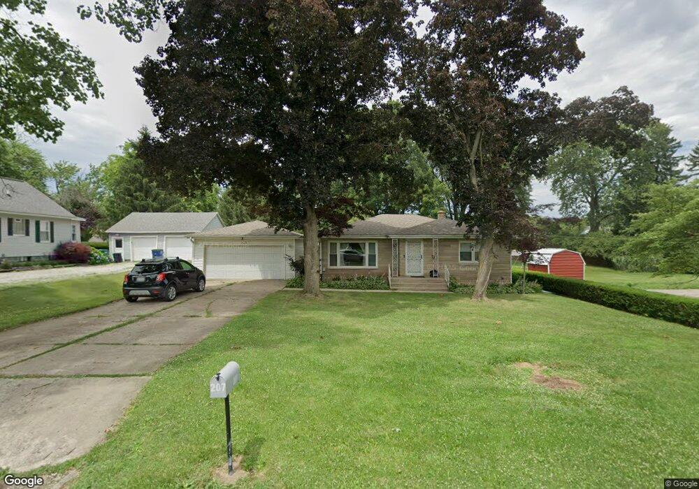207 W 13th St, La Porte, IN 46350 - photo 1