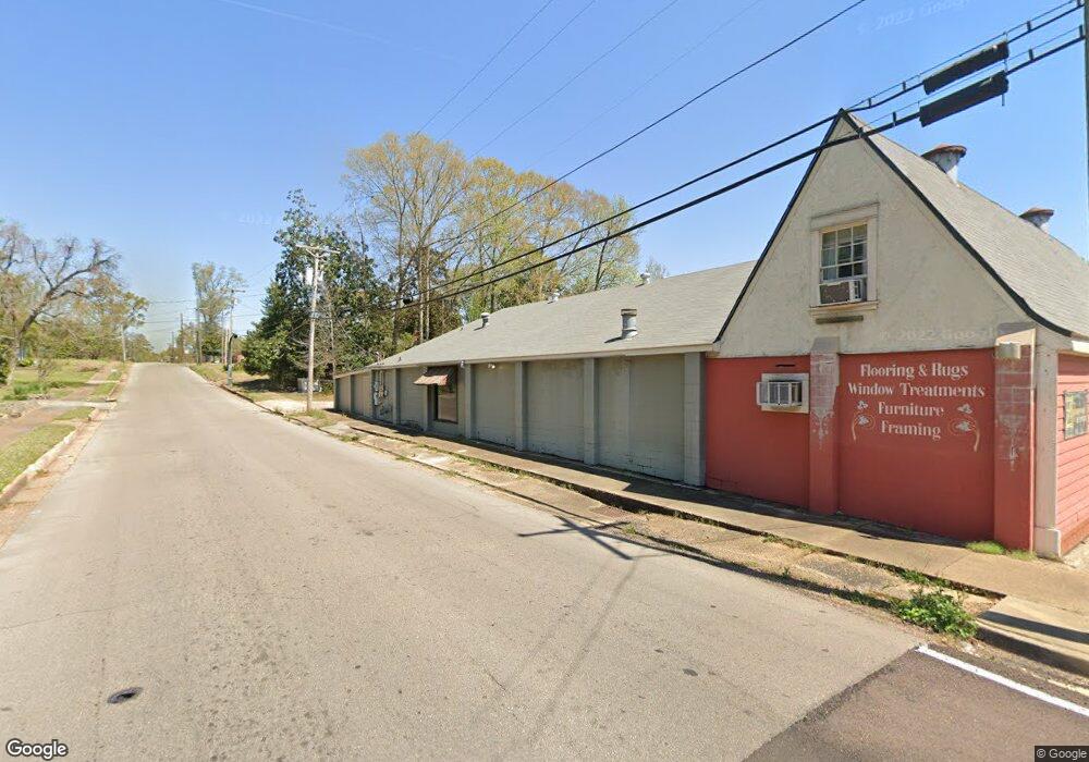 530 W Georgia Ave, McComb, MS 39648 - photo 1