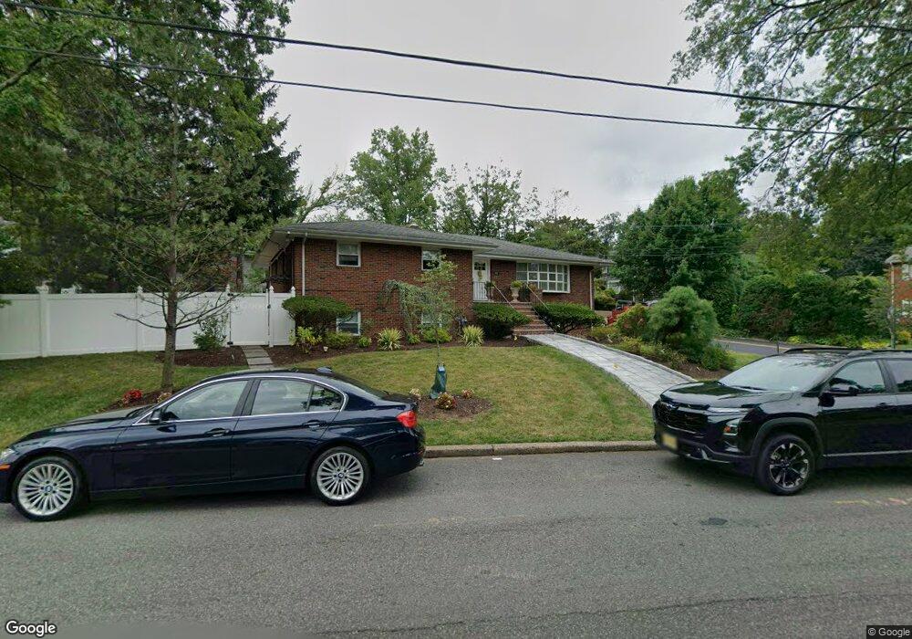 325 Castle Dr, Englewood Cliffs, NJ 07632 - photo 1