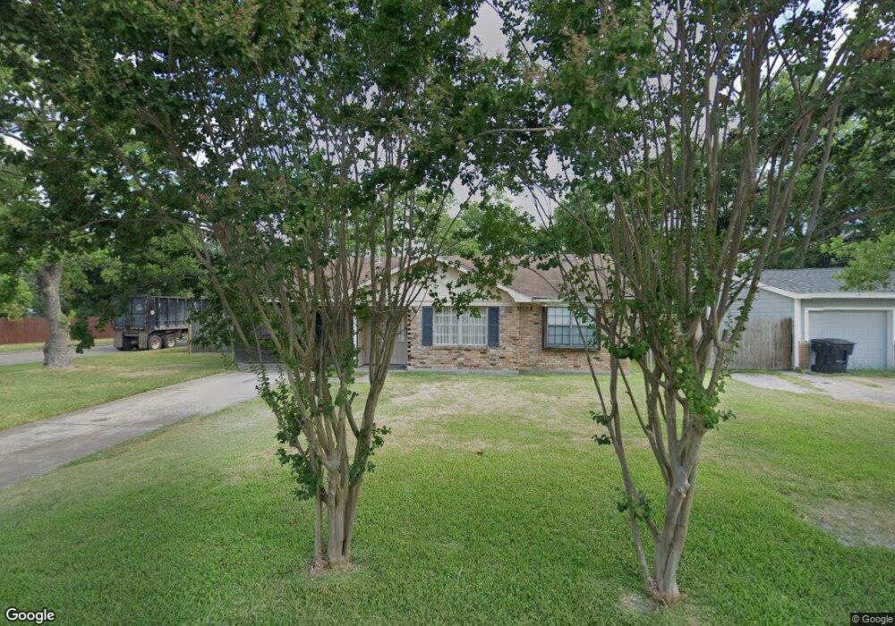 426 W Troy Rd, Houston, TX 77091 - photo 1