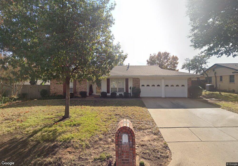 2216 Nottingham Dr, Bedford, TX 76022 - photo 1