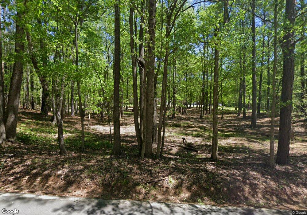 110 Rogers Cir, Barnesville, GA 30204 - photo 1