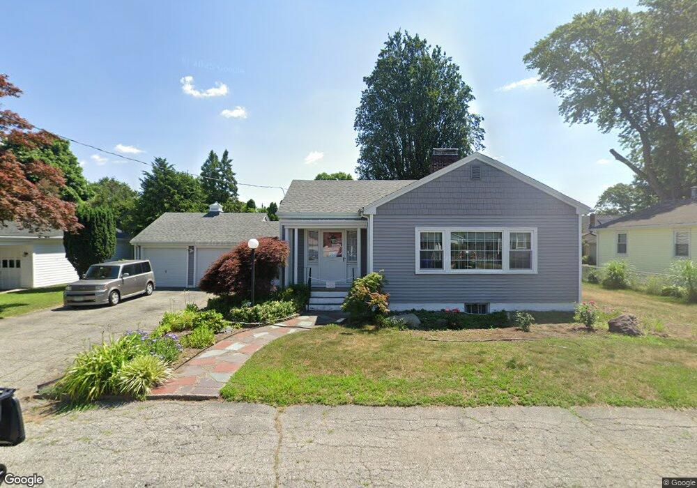 103 Woodbury St, Pawtucket, RI 02861 - photo 1