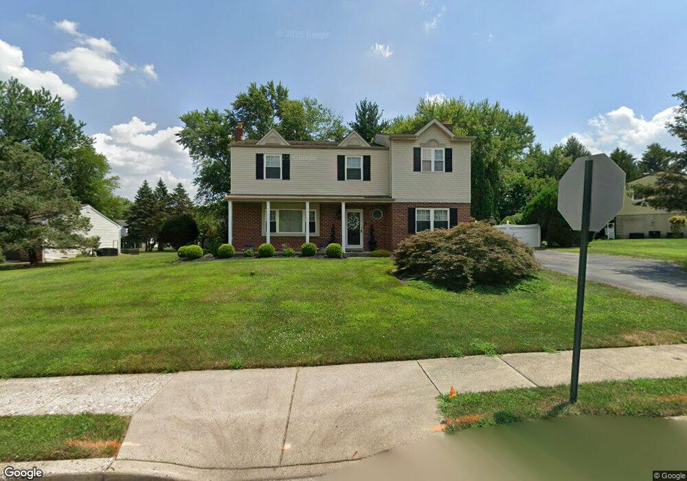 2029 Davis Dr, Norristown, PA 19403 - photo 1