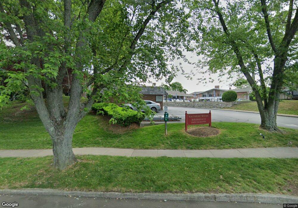 60 Southport Woods Dr, Southport, CT 06890 - photo 1