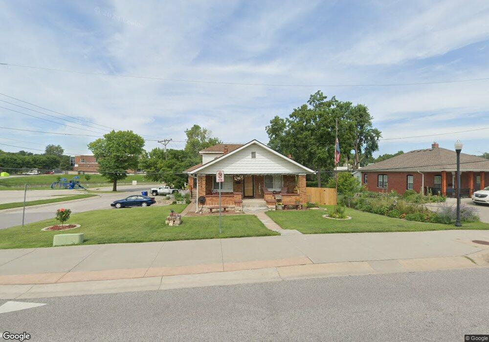 5836 Flint St, Shawnee, KS 66203 - photo 1