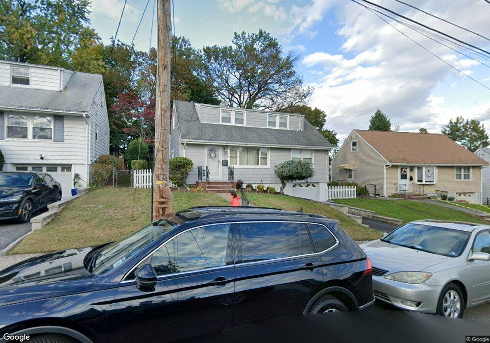 27 Donna Dr, Bloomfield, NJ 07003 - photo 1