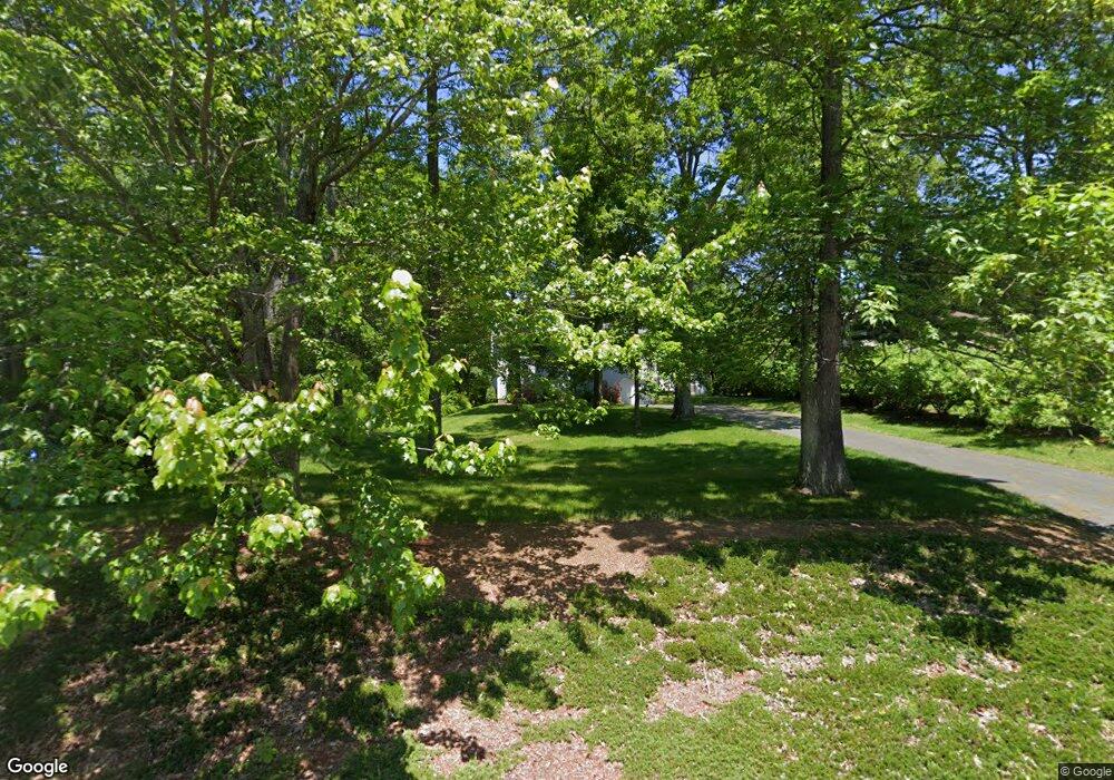 10 Anna Cir, Derry, NH 03038 - photo 1