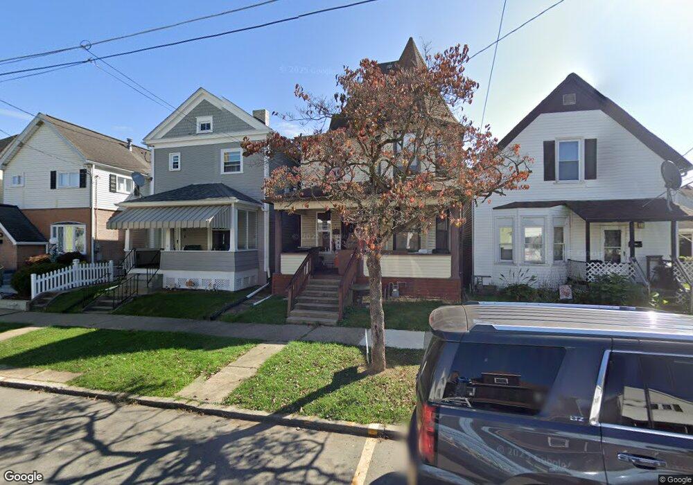 126 Lafayette St, Vandergrift, PA 15690 - photo 1