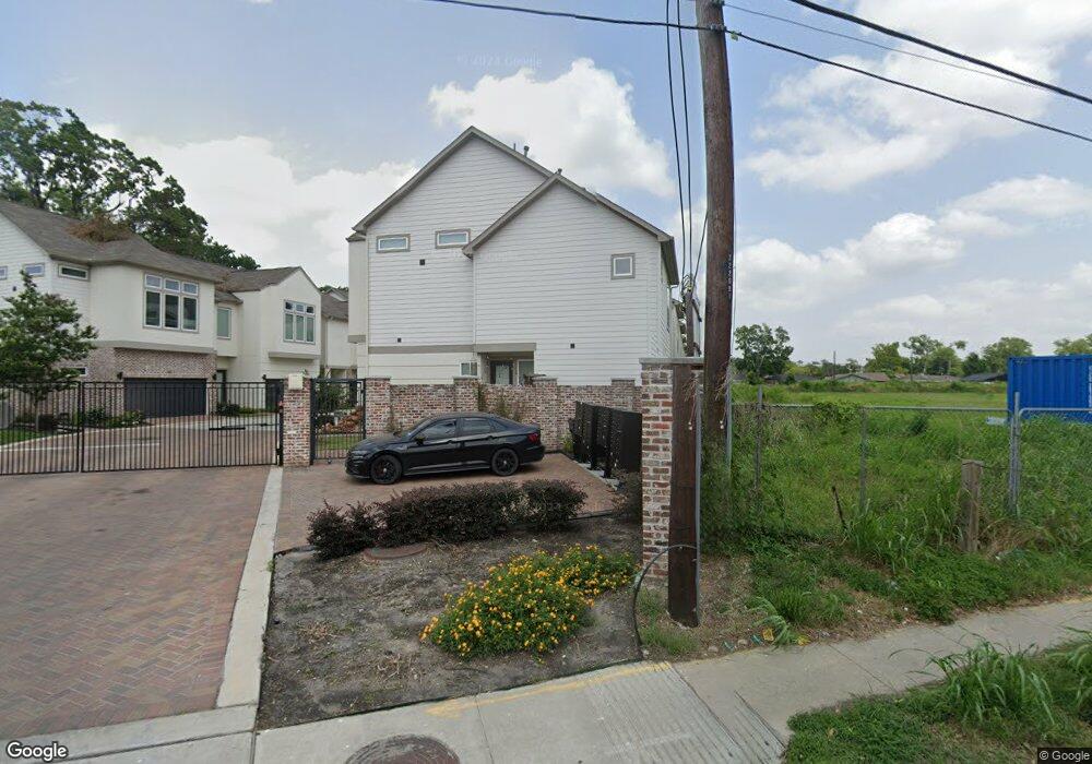 106 Knights Bridge Park Ln, Houston, TX 77018 - photo 1