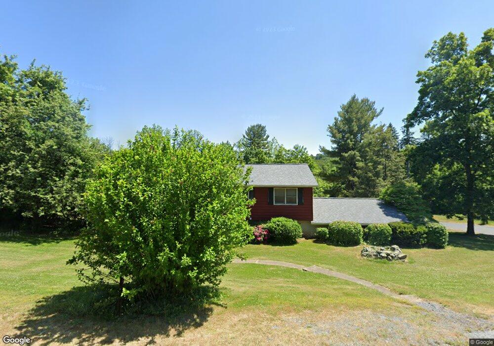 5222 Wood Ln, Emmaus, PA 18049 - photo 1