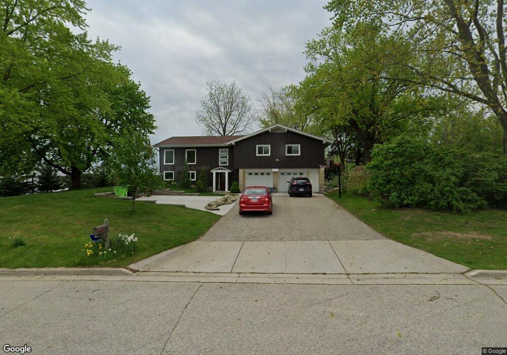 119 Hill Crest Rd, Kewaskum, WI 53040 - photo 1