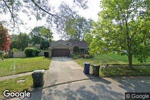 320 Beech Ct, Naperville, IL 60540