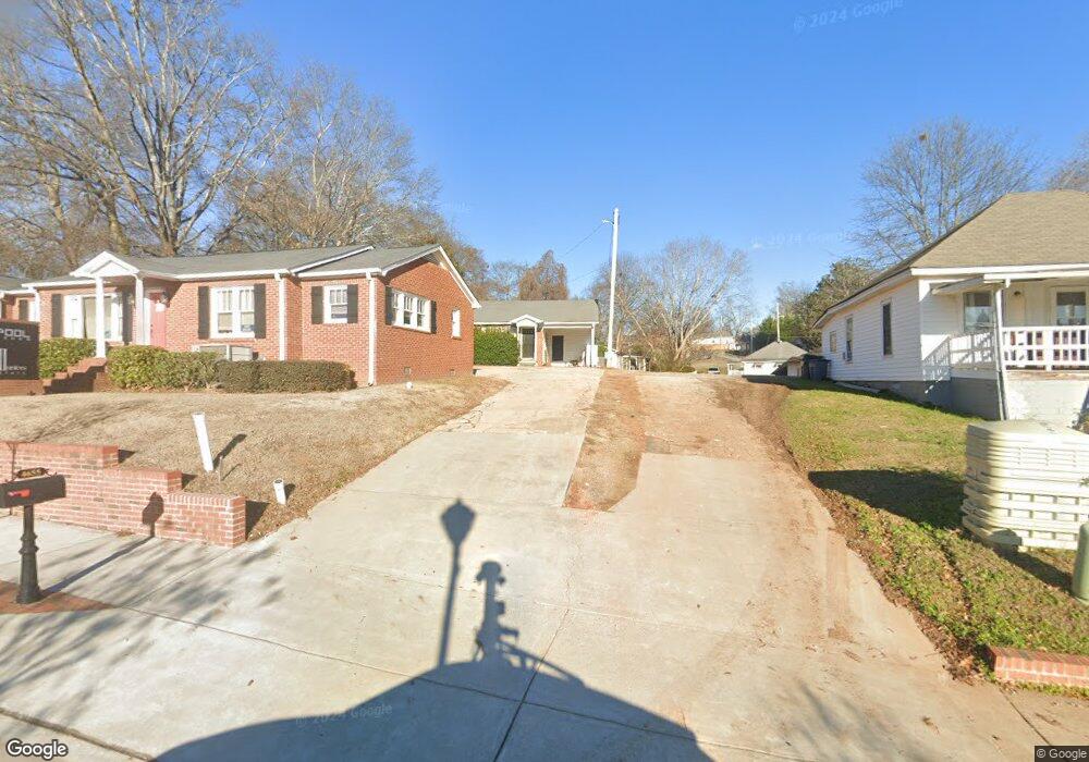 560 Sudderth St, Buford, GA 30518 - photo 1