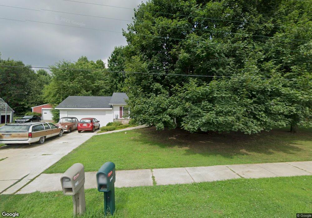 2707 7th St, Elkhart, IN 46517 - photo 1